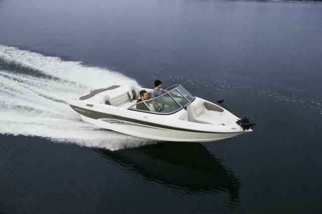 RINKER CAPTIVA 186