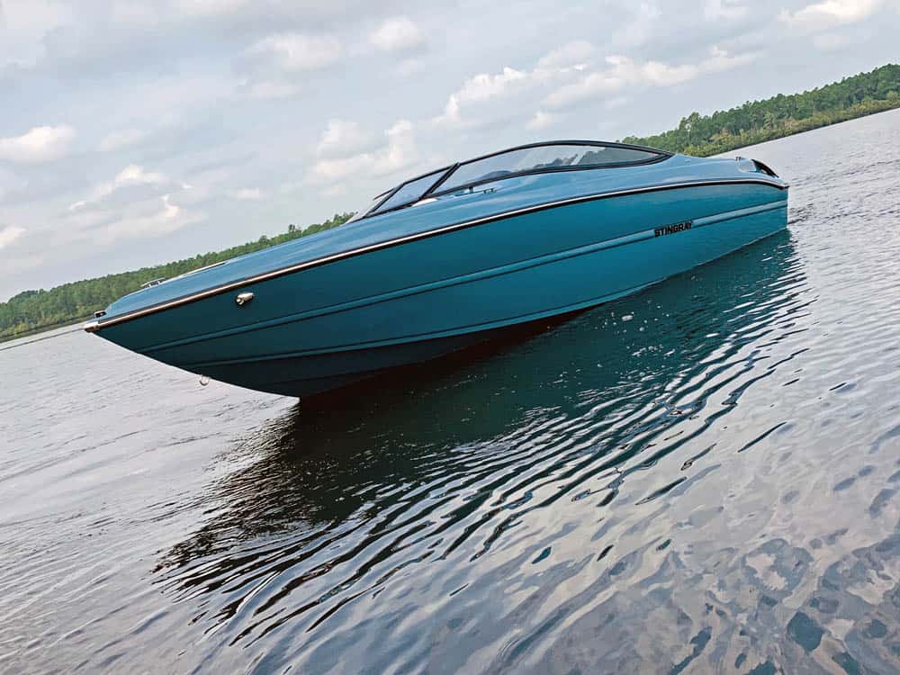 STINGRAY 225 SE
